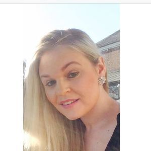 Meet your Posher, Alexandra